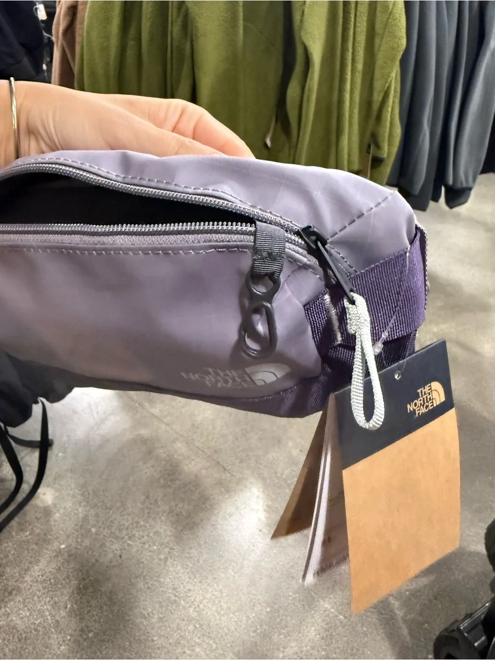 NWT！The North Face Base Camp Voyager Lumbar 2L Waist Pack Waterproof Unisex